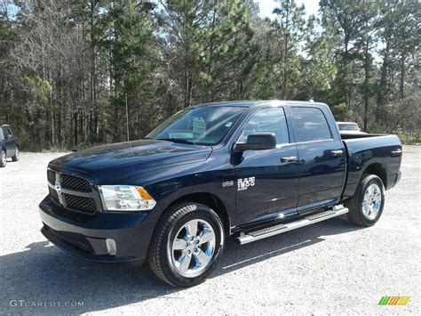 2019 True Blue Pearl Ram 1500 Classic Tradesman Crew Cab 4x4 131569760