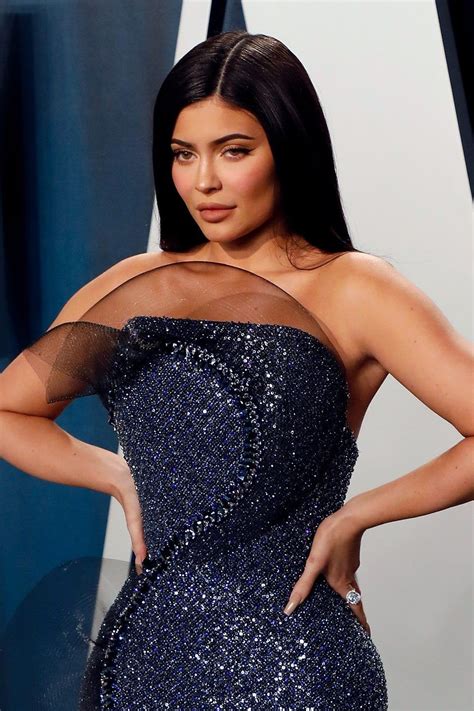 Kylie Jenner Has Reportedly Been Inflating Her Net Worth Kylie Jenner Strapless Dress Formal