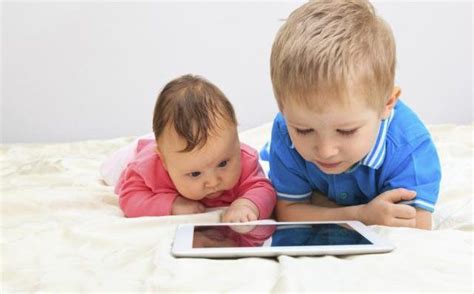 Juega tus juegos online en juegosjuegos ! Detectan trastornos en niños por el uso de celular