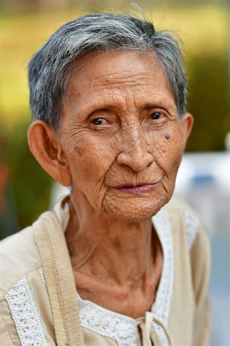 Abuelita Anciana Abuela Canas Arrugada Madura Mujer Adulto Mayor