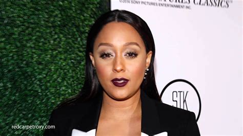 Tia Mowry Talks Her Fall Fashion Favorites Her Son Cree And Balancing Motherhood And Her Career