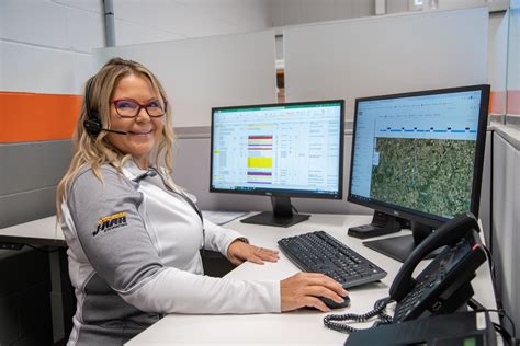 9 Tips To Become A Successful Truck Dispatcher Tread