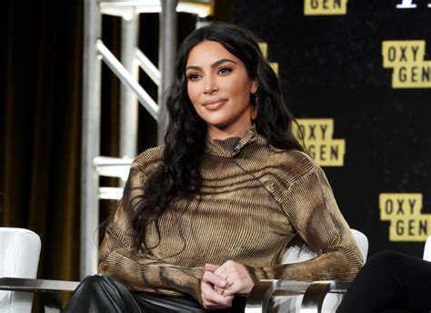 Kim Kardashian Says It S Commendable Kanye West Wore That Maga Hat On