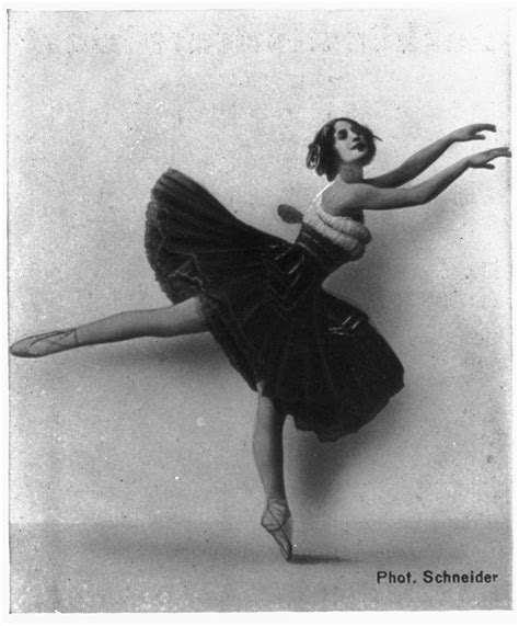 Anna Pavlova 1885 1931 Anna Pavlova 1930s Photography Dance Images