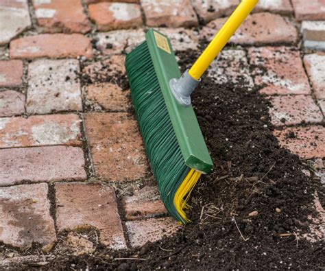Get the best deals and coupons for the handy camel. The Renegade Broom | DudeIWantThat.com