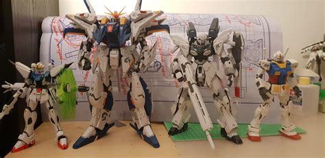 Size comparison between four of my favourite 1/100s. Gotta say something really happened between ...