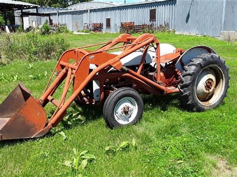 1952 Ford 8n 2wd Tractor Wloader Bigiron Auctions
