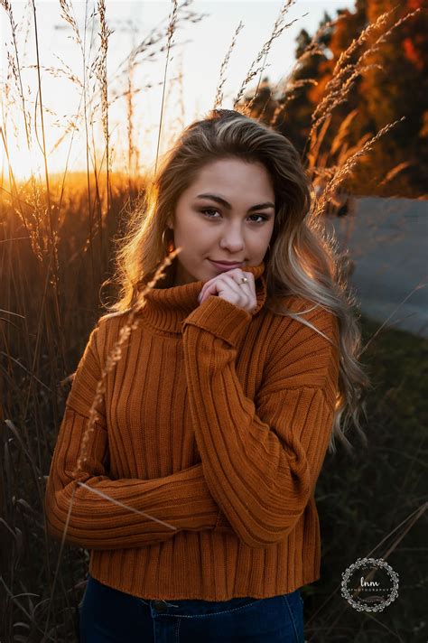 Unique Senior Girl Poses Candid Natural Light Outdoors Sitting