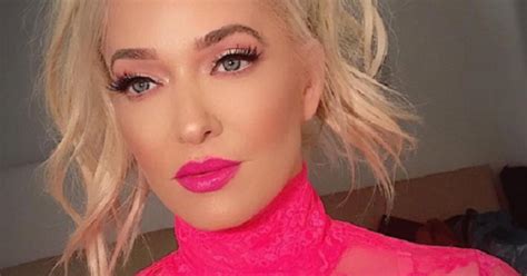 RHOBH S Erika Jayne Wows At AMAs In Hot Pink Thigh High Boots LBD