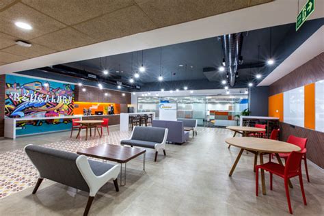 Space Matrix Designs A Trio Of Offices For Akamai Technologies