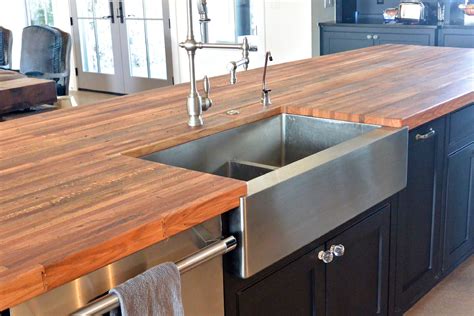 Inspiring 30 Awesome Unique Reclaimed Wood Countertop Ideas For Your