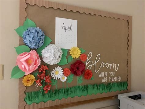 Printable Flowers For Bulletin Board Printable Calendars At A Glance