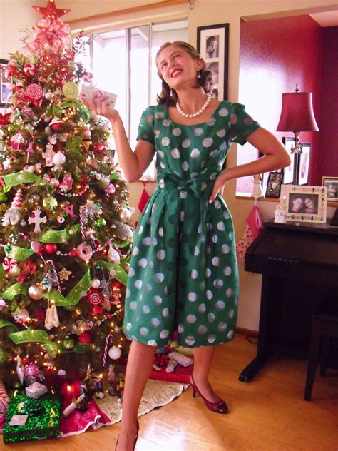 A Christmas Dress Sewing Projects