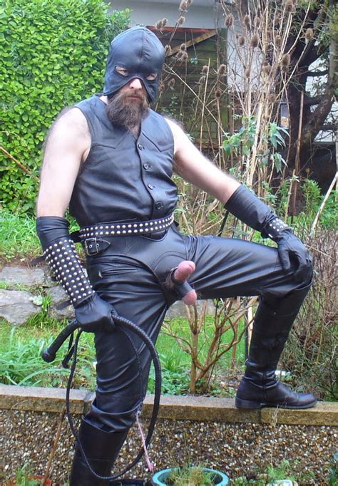 Leather Master In Cock Harness Boots And Hood Pics Xhamster