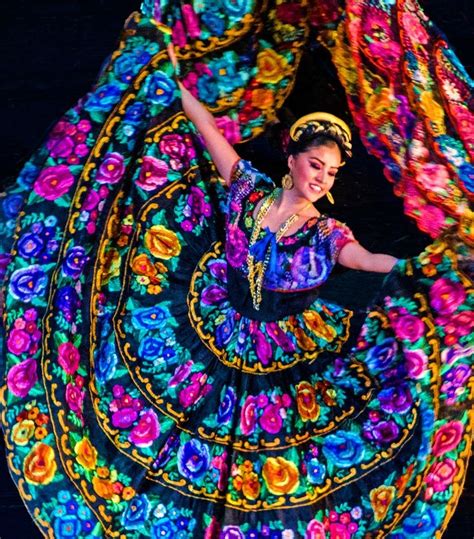 Mexico Chiapas Traje Tipico De Chiapas Folklore Mexicano Ballet Folklorico