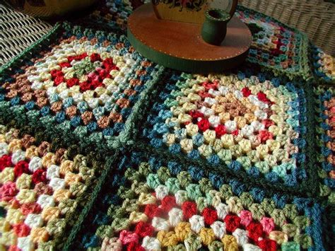 Granny Square Baby Blanket | Granny square crochet pattern, Crochet