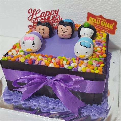 Tsum tsum character cake pops. Toko Kue Bolu Enak: Tsum Tsum Birthday Cake