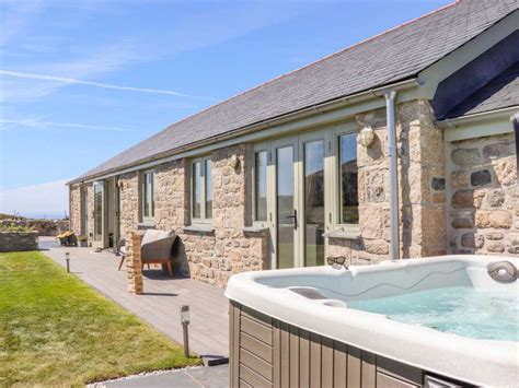 22 Best Large Holiday Homes In Cornwall 2022 And 2023 Guide