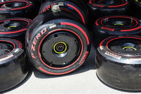 Pirelli Maakt Bandencompounds Voor Eerste F1 Races 2024 Bekend