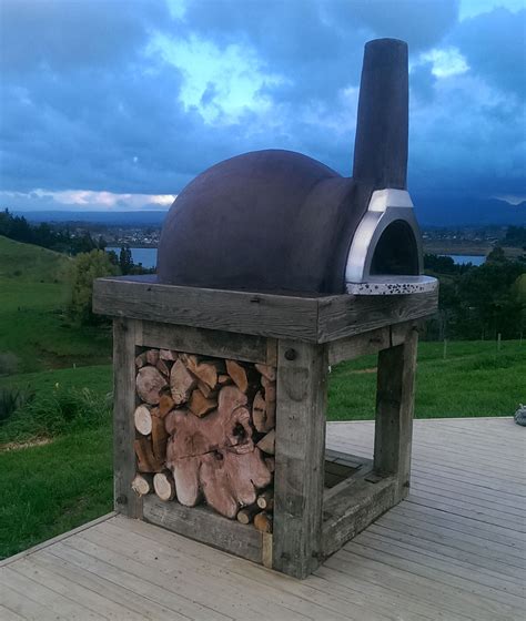 They're not just for pizzas, though. DIY Pizza Ovens | Build A Wood Fired Pizza Oven At Your Place