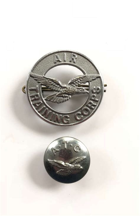 Air Training Corps Atc Raf Cap Badge And Button In Cadets Badges