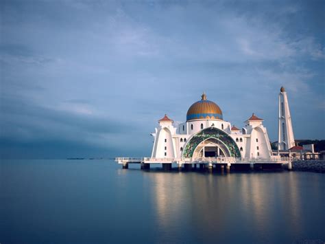 Nota geografi kepelbagaian bentuk muka bumi di seorang anak bangsa yang menyaksikan segalanya di depan mata, menghuraikan. Malaysia Dalam Senarai Top 3 Negara Paling Dilawati Di ...