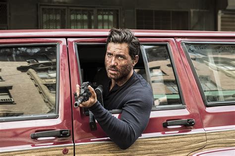 Koronavirüs sinema sektörünü sekteye uğratırken netflix, 2020 yılında komediden aksiyona aşktan korkuya çeşitli kategorilerde onlarca film çıkardı. 'Last Days of American Crime' builds up Netflix's action ...