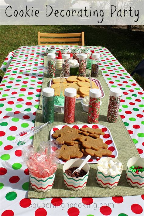 Make your christmas cookies stand out with decorating ideas that range from sophisticated to simple. Tobins' Tastes: Holiday Cookie Decorating Party {Easy Entertaining With Nestle}