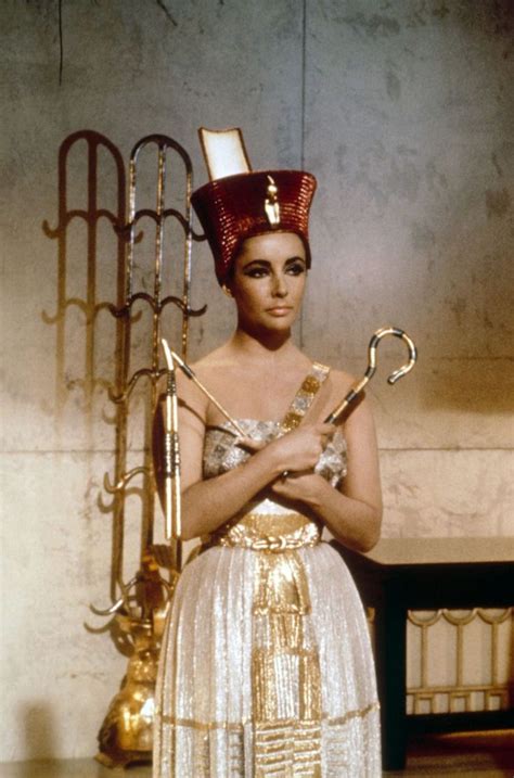 Elizabeth Taylor In Cleopatra 1963 Elizabeth Taylor Cleopatra
