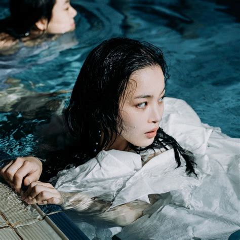 Lee Hi Releases Behind The Scene Photos Of Her Mv Shoot Before Her
