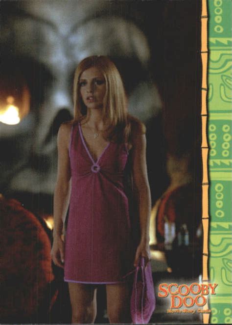 2002 Scooby Doo The Movie Non Sport Card 24 Daphne Investigates Ebay