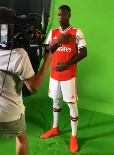 nicolas pepe leaked video shows arsenal s new £72m record signing wearing home strip talksport