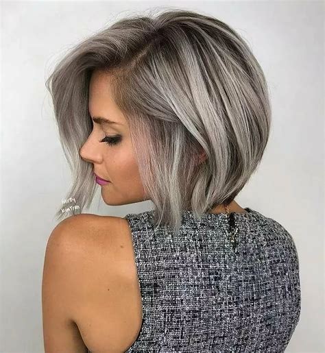 Going gray hair natural styles short haircut ideas for old lady | hair trendy 2020. Tendance Coiffure 2021 : 100 Meilleurs Coupe Bob pour Femme