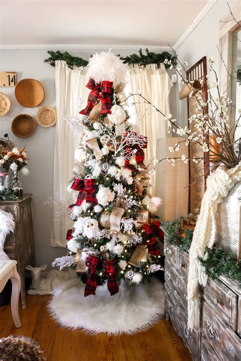 Specializing in superbly crafted log furniture, rustic lighting and luxurious rustic bedding we are the webs largest retailer of log furniture antler chandeliers and cabin decor. Decor — Sarah-ndipity
