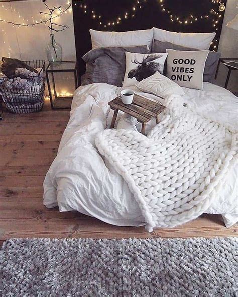 You have well and truly shared the wonder and filled our channels with positivity, kindness and festive cheer. 33 Ultra-cozy bedroom decorating ideas for winter warmth