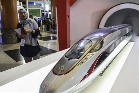 Luhut Kereta Cepat Jakarta Bandung Lambang Modernisasi Transportasi