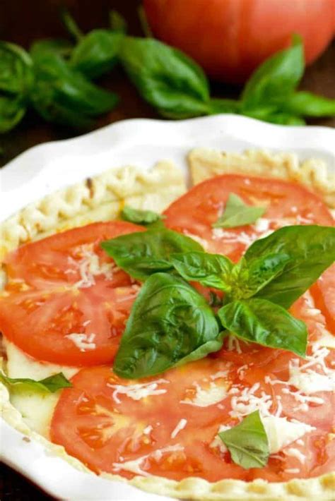 Easy And Super Delicious Tomato And Basil Pie Recipe