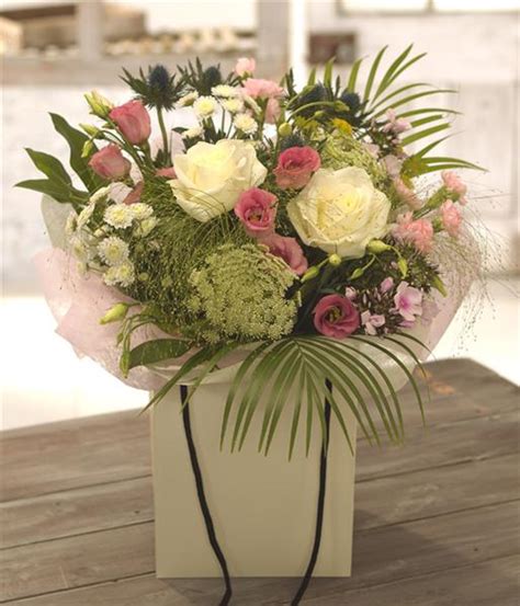 We did not find results for: Summer Garden | Summer Flowers | Rays Florist