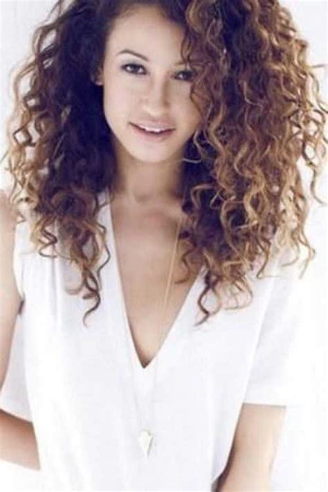 25 Curly Layered Haircuts Hairstyles And Haircuts Lovely