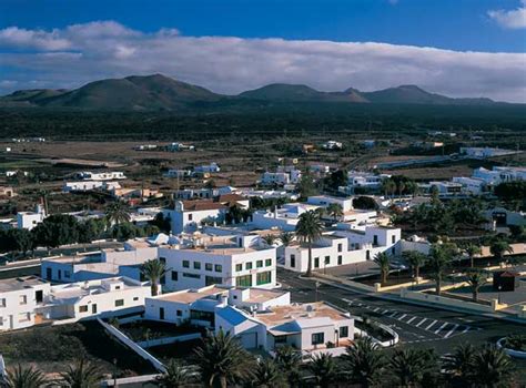 Urlaub In Yaiza Kubistische Künstlerstadt Auf Lanzarote