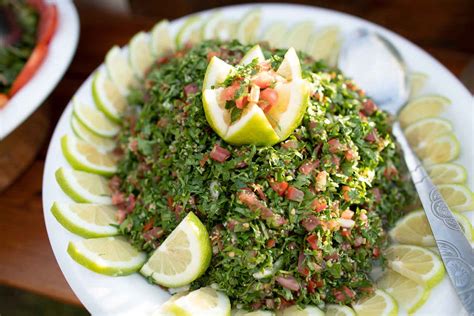 Lebanese Food 17 Popular And Traditional Dishes Nomad Paradise