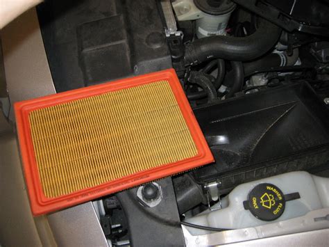 Ford Crown Victoria Engine Air Filter Cleaning Replacement Guide 005