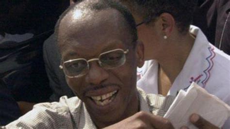 Lex Président Jean Bertrand Aristide Prêt à Rentrer Au Pays