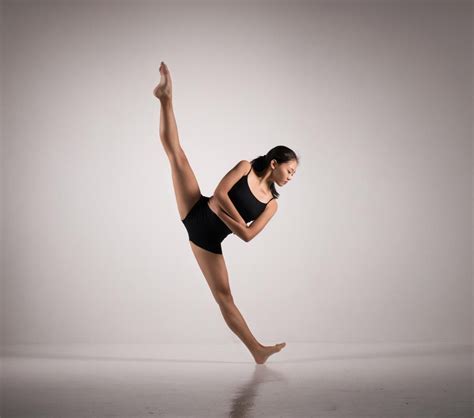 How I Shoot Dancers Simple Tips Dance Photography Poses Dancer Photography Dance Photography