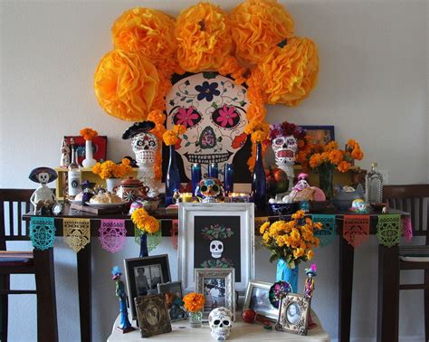 Tres Del Mes 3 Day Of The Dead Altars To Die For Day Of The Dead