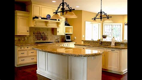 El color morado pertenece a los tonos vivos y que también decora bien a las cocinas modernas. Ideas de diseño de color para cocinas pequeñas - YouTube