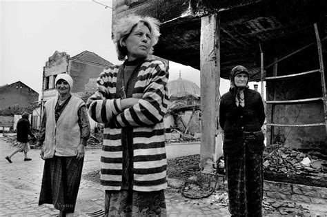 Kosovo, officially the republic of kosovo, is a landlocked country in the central balkan peninsula. Kosovo Photography War and Conflict | Teun Voeten