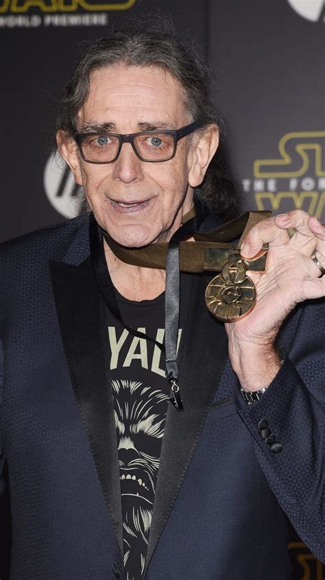 Peter Mayhew Aka Chewie Wears New Hope Medal At Star Wars Premiere