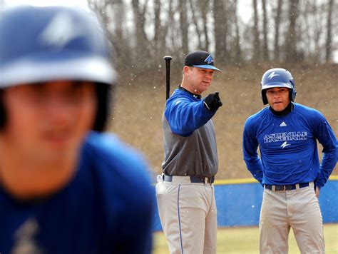 UNC Asheville baseball coach offering private lessons | USA TODAY High