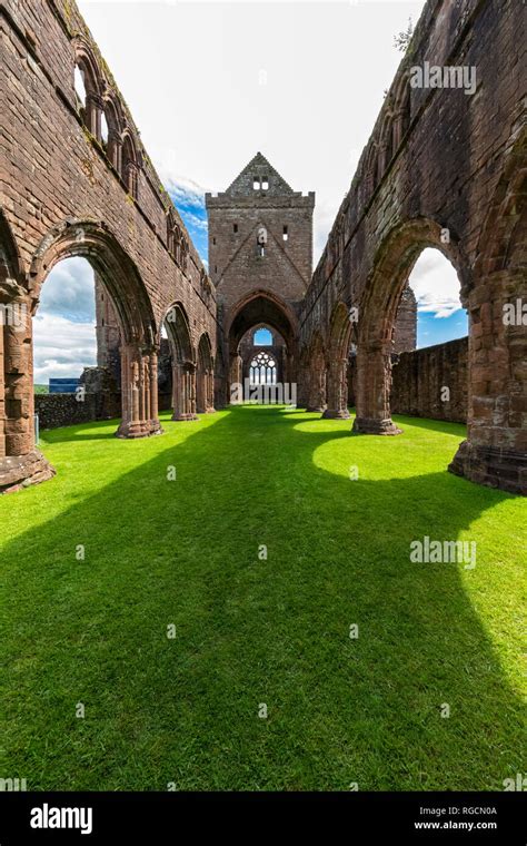 Sweetheart Abbey Hi Res Stock Photography And Images Alamy